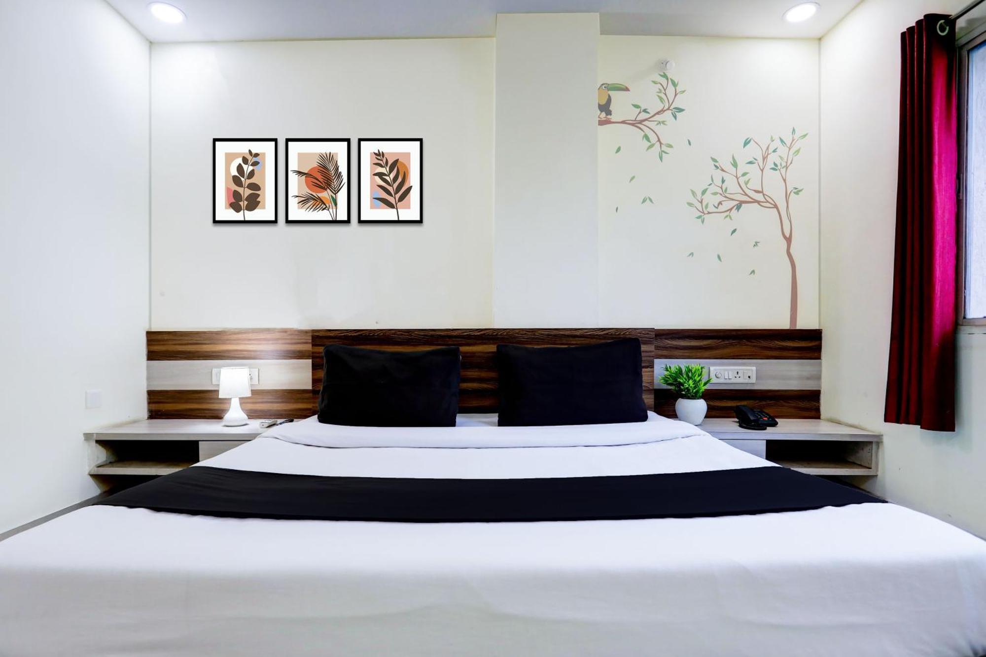 Super Townhouse Hoshangabad Road Near Aashima Mall Samarda Kaliāsot Eksteriør billede