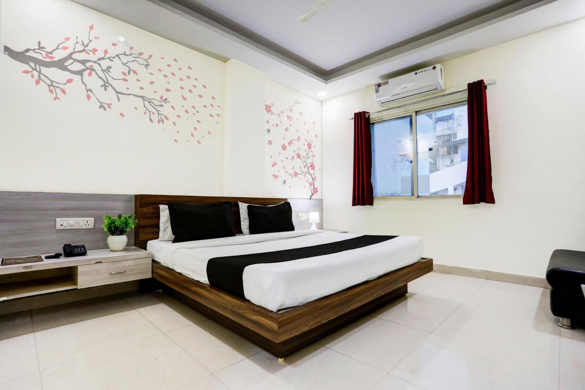 Super Townhouse Hoshangabad Road Near Aashima Mall Samarda Kaliāsot Eksteriør billede
