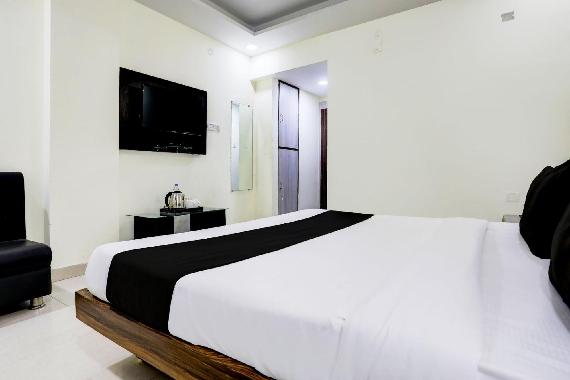 Super Townhouse Hoshangabad Road Near Aashima Mall Samarda Kaliāsot Eksteriør billede