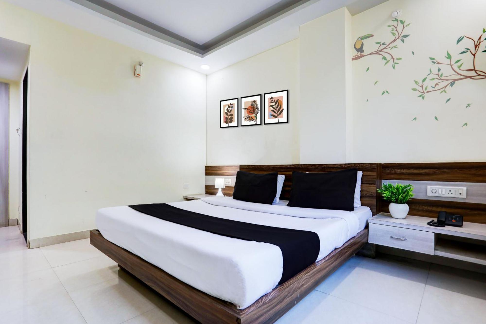 Super Townhouse Hoshangabad Road Near Aashima Mall Samarda Kaliāsot Eksteriør billede