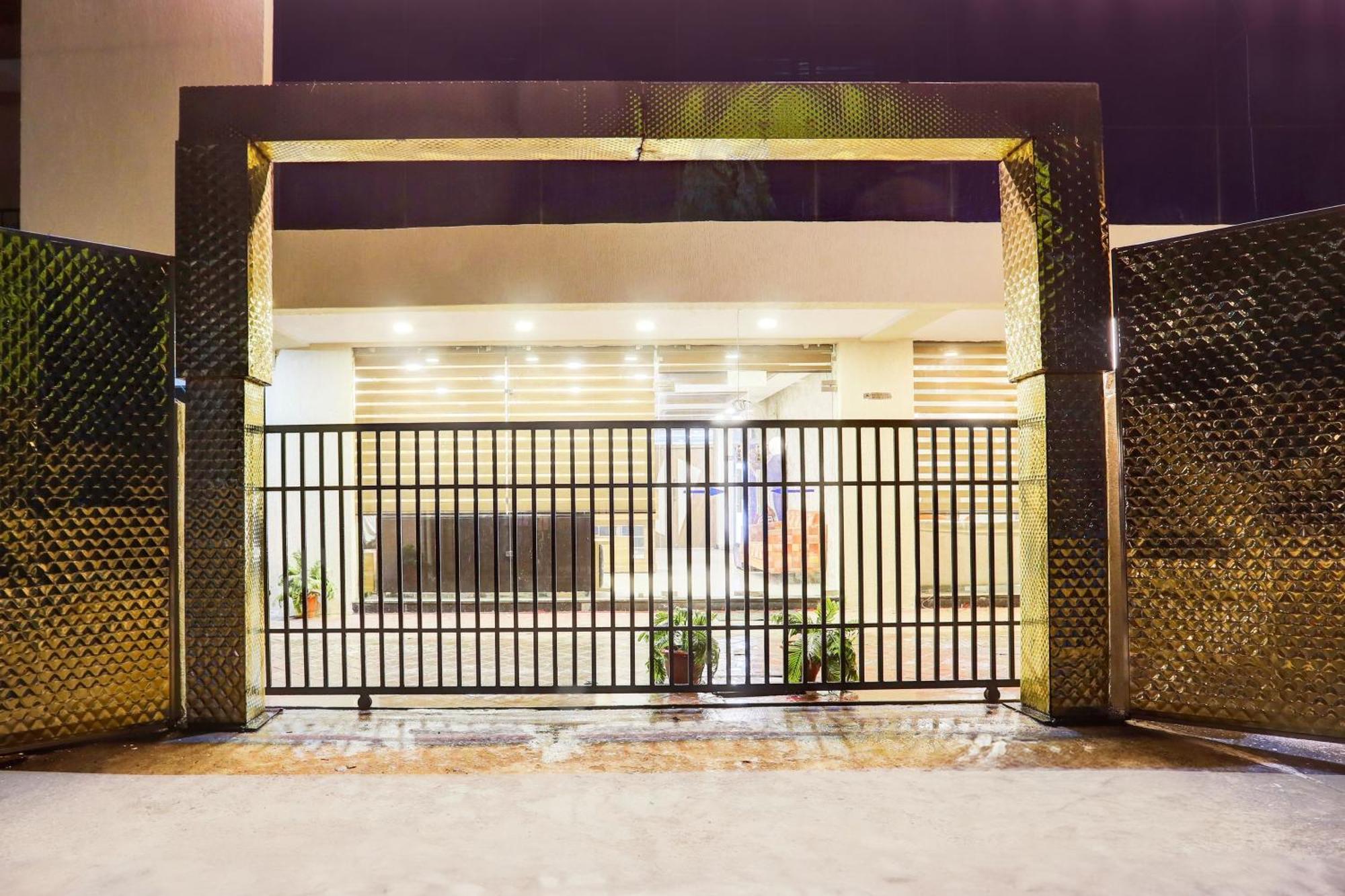 Super Townhouse Hoshangabad Road Near Aashima Mall Samarda Kaliāsot Eksteriør billede
