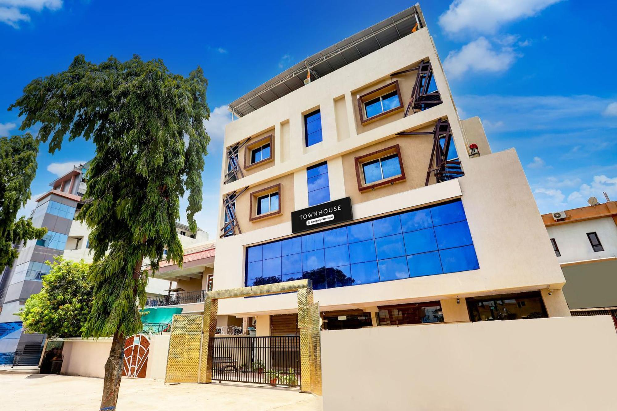 Super Townhouse Hoshangabad Road Near Aashima Mall Samarda Kaliāsot Eksteriør billede